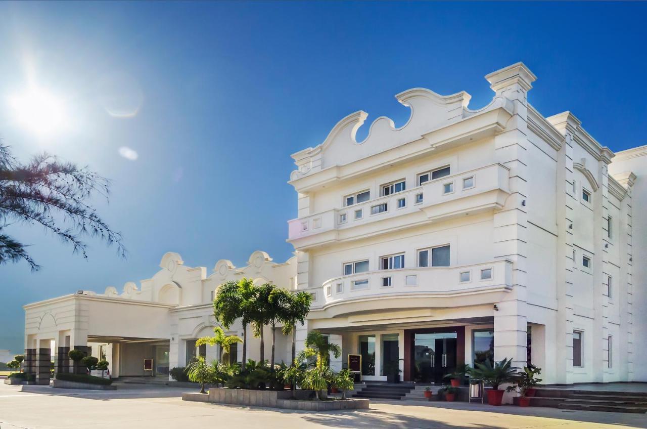 Ananya Regency Hotel Kashipur Exterior photo