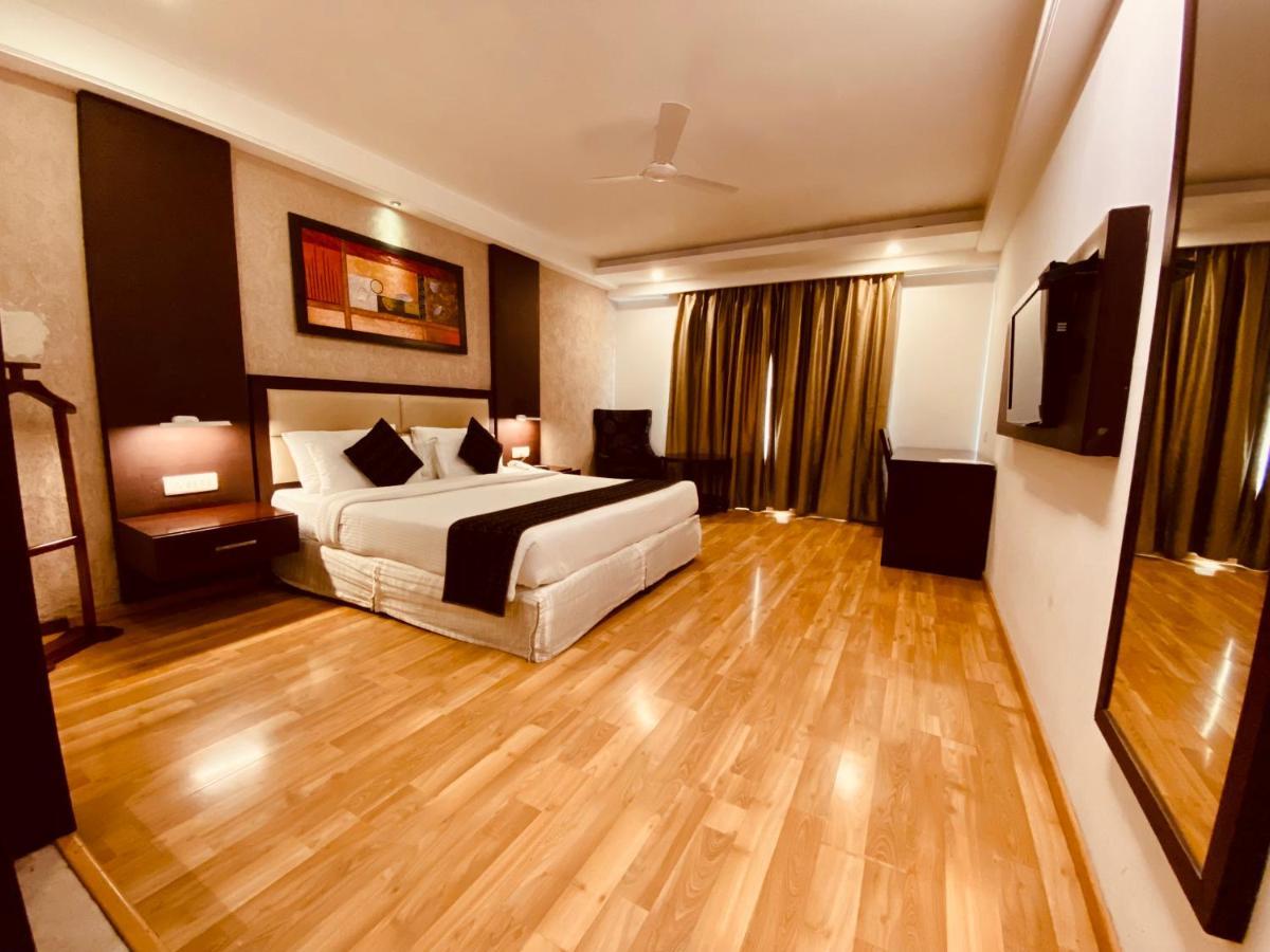 Ananya Regency Hotel Kashipur Exterior photo
